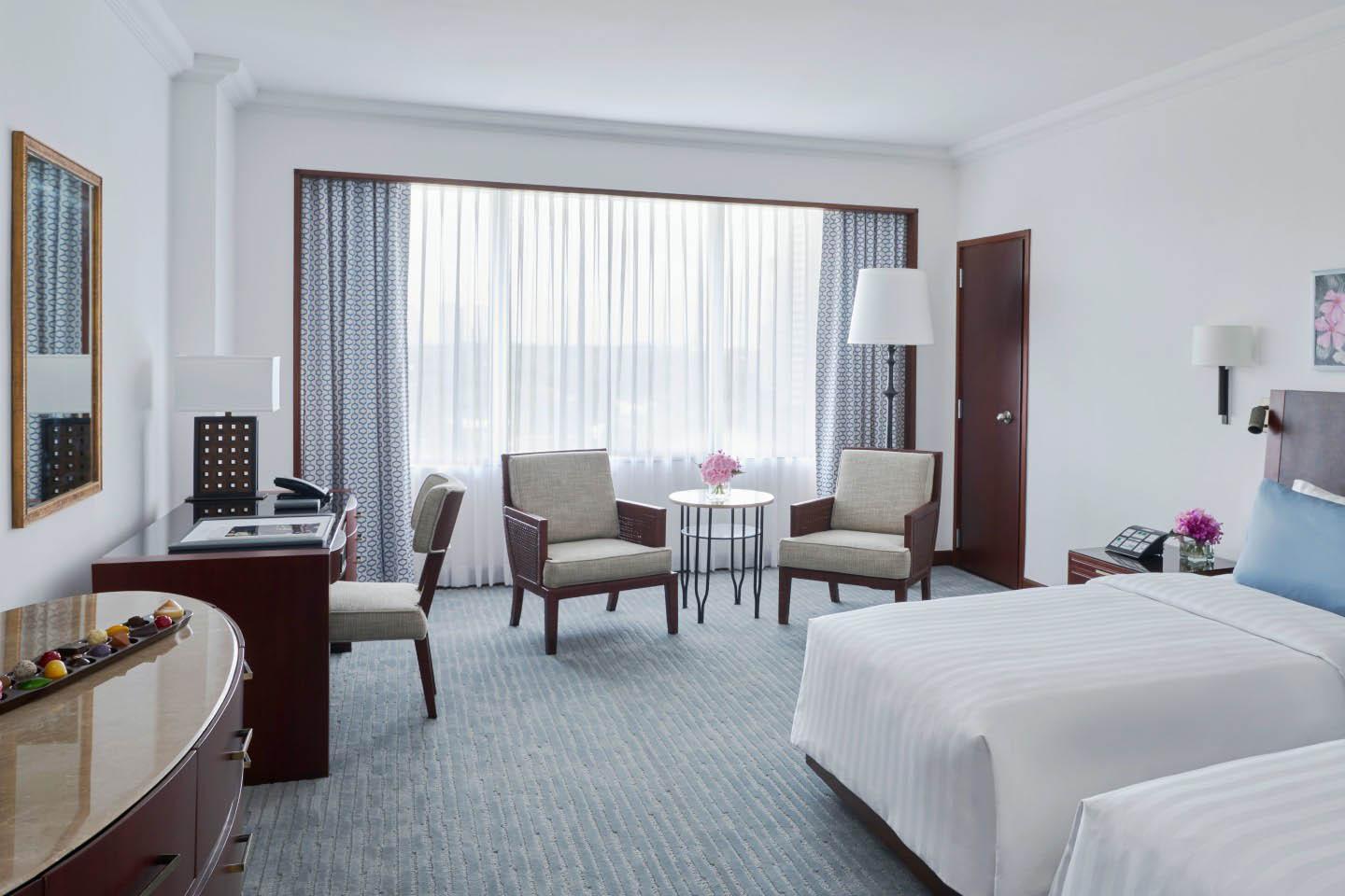 The Peninsula Manila Hotel Makati City Ngoại thất bức ảnh A room at the hotel