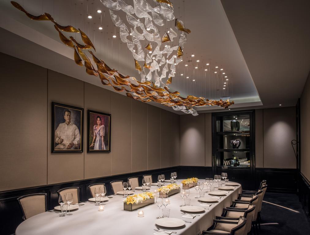 The Peninsula Manila Hotel Makati City Ngoại thất bức ảnh The private dining room at the restaurant